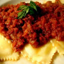 Foto de Ravioles Con bolognesa / Estofado