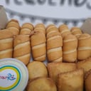 Foto de 12 MINI TEQUEÑOS + 6 MINI PASTELES CON SALSA