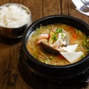 Foto de 1505 - Doenjang Chigue Mariscos (Sopa)