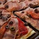 Foto de 1/2 Pizza Especial