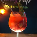 Foto de GIN TONIC FRUTOS ROJOS