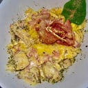 Foto de PASTA BUCATINI CARBONARA