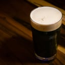 Foto de Outmeal Stout NITROGENADA - Fé (Medalla DORADA 2019, Copa Argentina de cervezas)