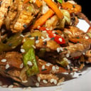 Foto de SALTEADO ORIENTAL DE VERDURAS Y POLLO