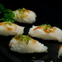 Foto de Niguiri de pesca blanca