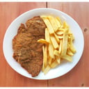 Foto de Milanesa de carne con papas fritas