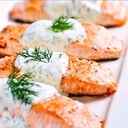 Foto de salmon en salsa al ajillo