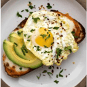 Foto de TOSTADA CON AGUACATE Y HUEVO