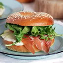 Foto de BAGEL JAMON CRUDO