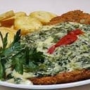 Foto de suprema o milanesa de ternera a la poyeye con papas españolas