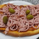 Foto de Pizzeta con queso y jamón 