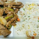 Foto de CARNE MONGOLIANA CON ARROZ CHAUFAN
