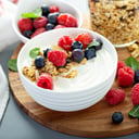 Foto de YOGURT CON CEREAL Y FRUTA