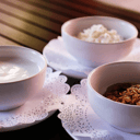 Foto de Orden de queso cottage/yogurth o Granola/Side orders: Cottage cheese, yogurth or granola