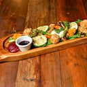 Foto de Tabla de Quesos y Verduras Grilladas 