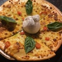 Foto de Pizza Pesto & Burrata