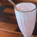 Foto de Licuado de frutilla o banana 