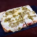 Foto de Porcion de pizza  muzza + 1 gusto