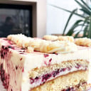Foto de Porción de Torta Frutos Rojos