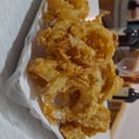 Foto de Porción de aros de cebolla grandes 