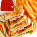 Foto de Club Sandwich con papas