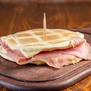 Foto de Tostado jamon y queso