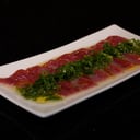 Foto de Tiradito Blue Fin Tuna Yuzu - Trufa