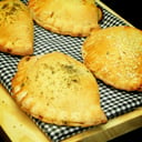Foto de Empanadas Horneadas Pollo champiñon y Carne salami