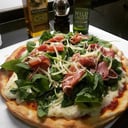 Foto de Pizza de Jamón Serrano