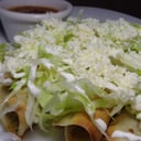 Foto de Flautas de carne al pastor 