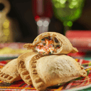 Foto de EMPANADAS DE POLLO, ESPINACA CON QUESO, TOSCANA (tomate con queso) 