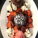 Foto de VOLCAN DE CHOCOLATE CON HELADO