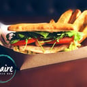 Foto de Sandwich Alitas (Pollo, rucula, tomate y guacamole) + Papas