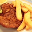 Foto de milanesas de ternera con guarnición