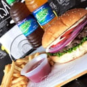 Foto de HAMBURGUESA TRADICIONAL