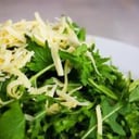 Foto de RUCULA, MIX VERDES Y PARMESANO