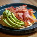 Foto de HUEVOS CARBONARA Y SERRANO