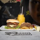 Foto de Artesanal con papas mixtas