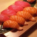 Foto de 49. NIGIRI CAMARON TEMPURA (2 BOLITAS)
