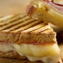 Foto de Tostado de jamón y queso