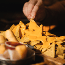 Foto de NACHOS CON CARNE PICADA Y CHEDDAR