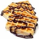 Foto de Gofre de chocolate, nata o dulce de leche.