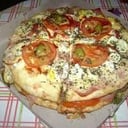 Foto de Salsa, Bife de lomo, Muzzarella, Morron, Provenzal, Aceitunas
