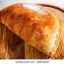 Foto de Muzzarella, Espinaca, Huevo duro, Rodajas de tomate, Queso rallado, Provenzal y Aceitunas