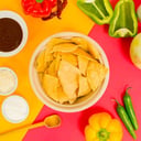 Foto de Bowl de Chilaquiles de Mole Negro Oaxaqueño Tronadores