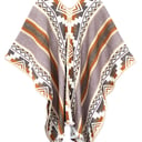 Foto de Poncho para mujer blanco (llama) 