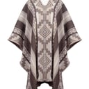 Foto de Poncho marron para mujer (alpaca) 