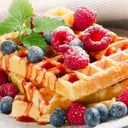 Foto de Wafles banana, miel y frutos rojos