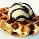 Foto de GOFRE CON NUTELLA, KINDER BUENO O DULCE DE LECHEY HELADO A ELEGIR
