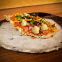 Foto de Tostada Salmon Skin (1pz)